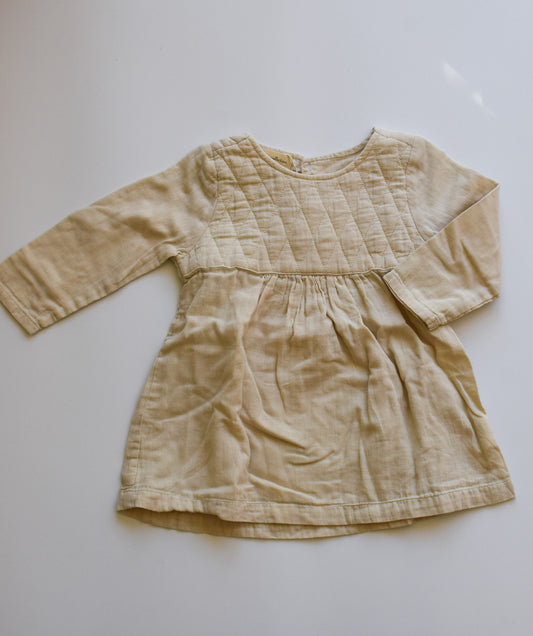 PRE-OWNED Kleid beige / natural Le Petit Collection Gr. 18M